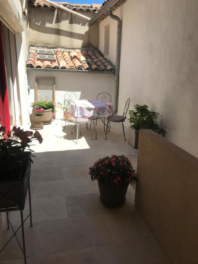 La Charmeuse Apartment Cereste Luaran gambar