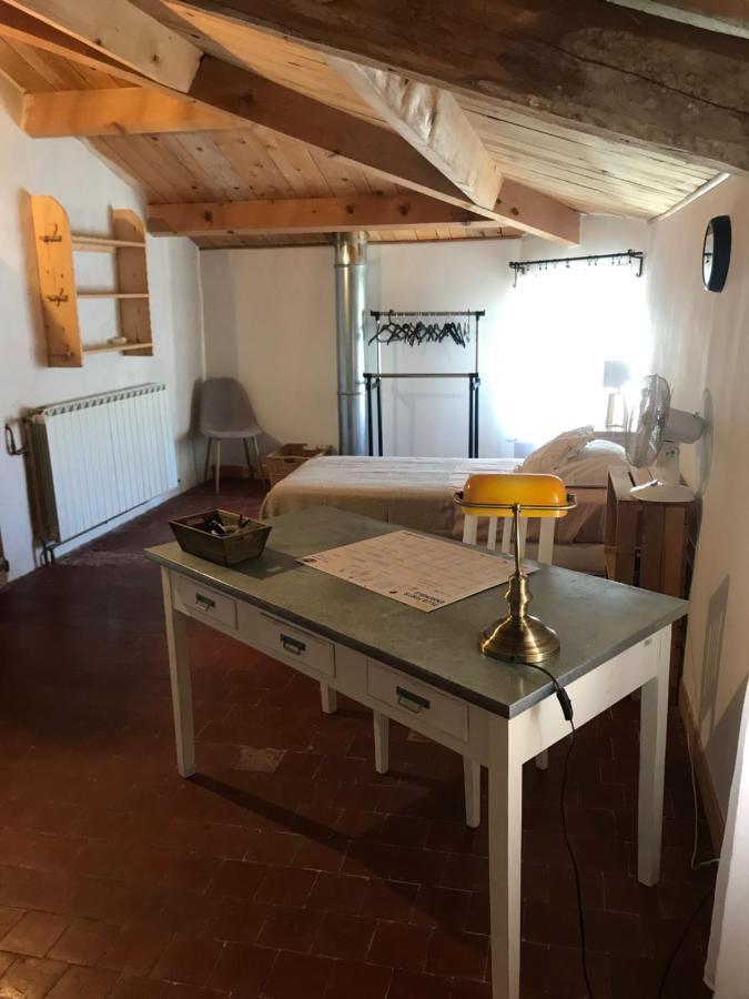 La Charmeuse Apartment Cereste Luaran gambar