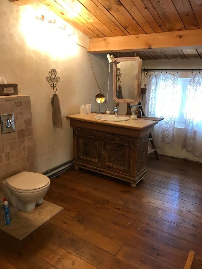 La Charmeuse Apartment Cereste Luaran gambar